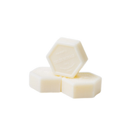 sapun-cu-miere-si-laptisor-de-matca-100g-apidava-4761.png