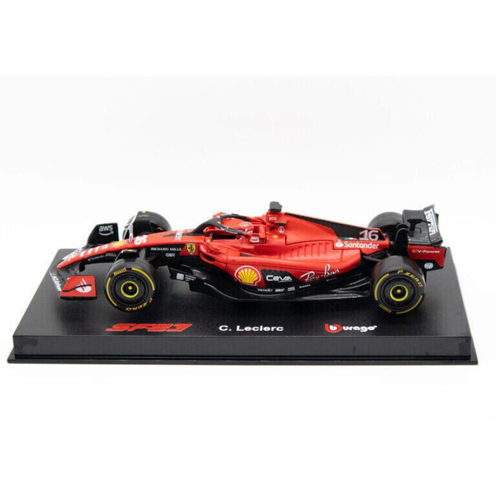 Macheta masinuta Ferarri SF-23 cu casca Charles Leclerc, +14 ani, 1:43, Flat Red, Bburago