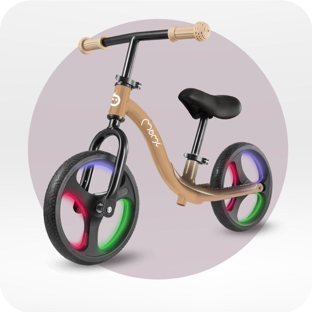 Detaliu bicicleta fara pedale Isoka beige Momi, cu roti LED si reglaj fara unelte
