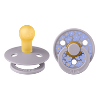 set-2-suzete-din-latex-cu-tetina-rotunda-studio-colour-fossil-grey-flower-0-luni-bibs-9134.png