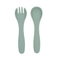 set-furculita-si-lingurita-din-silicon-platinum-sage-green-kikka-boo-5202.png