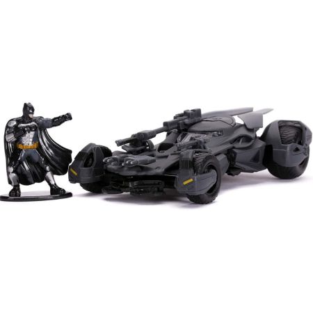 Masinuta Batmobile si figurina Batman Justice League