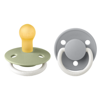 set-2-suzete-fosforescente-cu-tetina-rotunda-universala-din-latex-de-lux-glow-0-luni-sage-cloud-bibs-6605.png