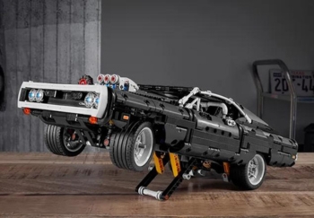 Dom's Dodge Charger Lego Technic 42111 Lego